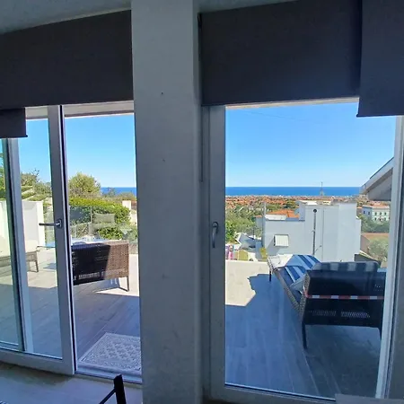 In Paolo Attico Loft Vista Mare 1 Matrimoniale E Singolo Diviso Da Armadi 아파트 로아노