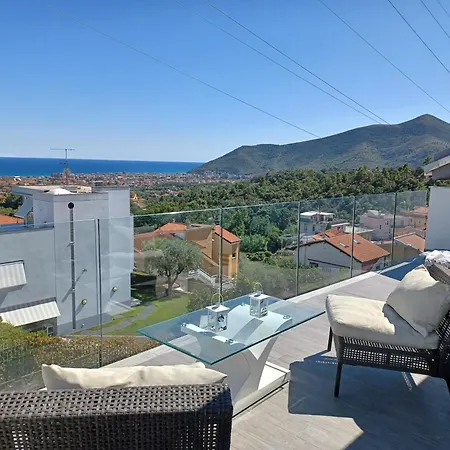 In Paolo Attico Loft Vista Mare 1 Matrimoniale E Singolo Diviso Da Armadi 아파트