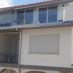 In Paolo Attico Loft Vista Mare 1 Matrimoniale E Singolo Diviso Da Armadi Lejlighed